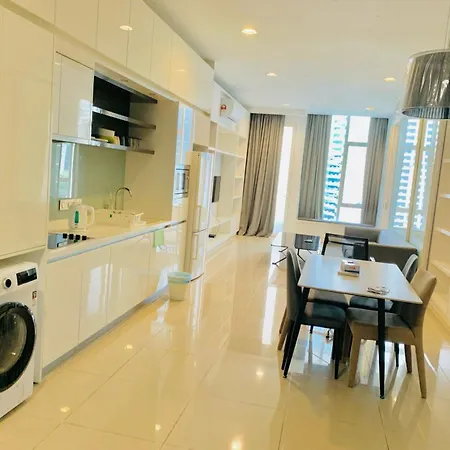 Platinum Klcc Family Suites Kuala Lumpur Exterior photo